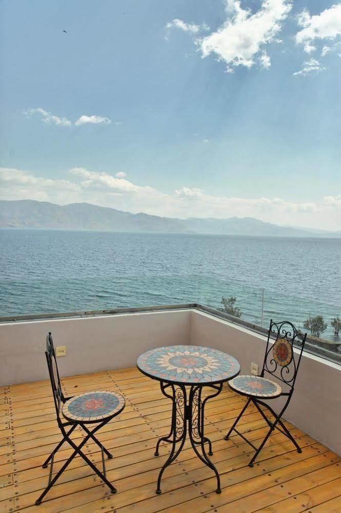 Magpies Habitat Erhai Resort Hotel Dengchuan Εξωτερικό φωτογραφία